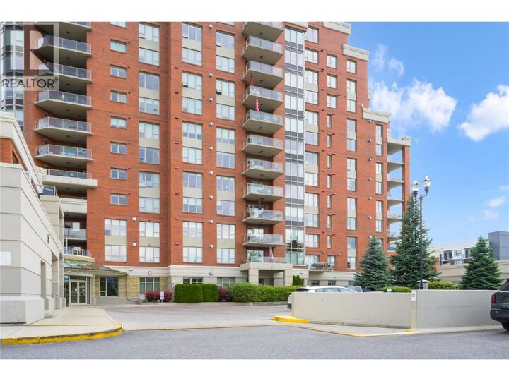 Property Photo: 1160 Bernard Avenue 1008 BC V1Y 6R2