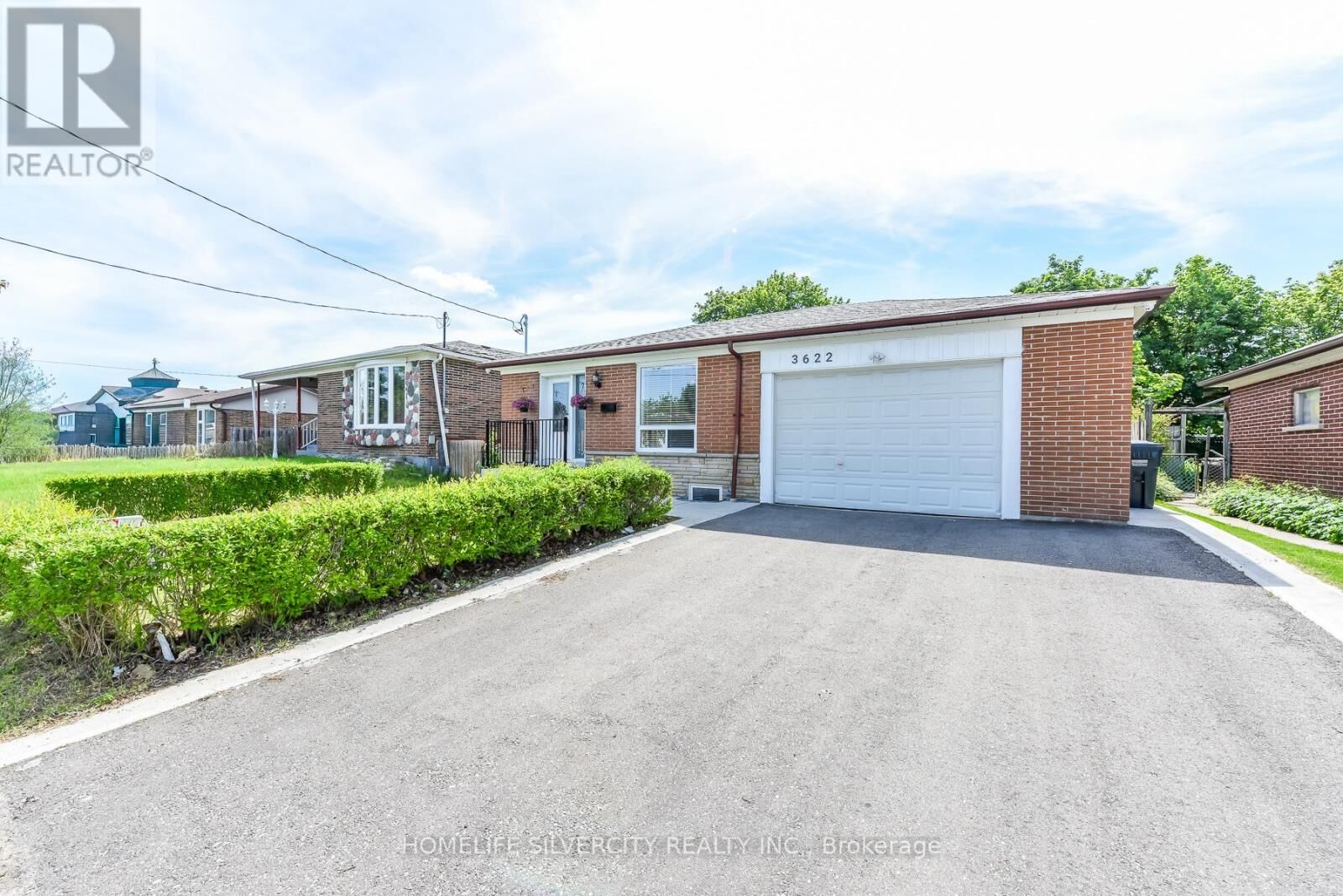 Property Photo:  3622 Dunrankin Drive  ON L4T 1V9 