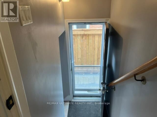 Property Photo:  65 Exbury Road Lower  ON M3M 1P9 