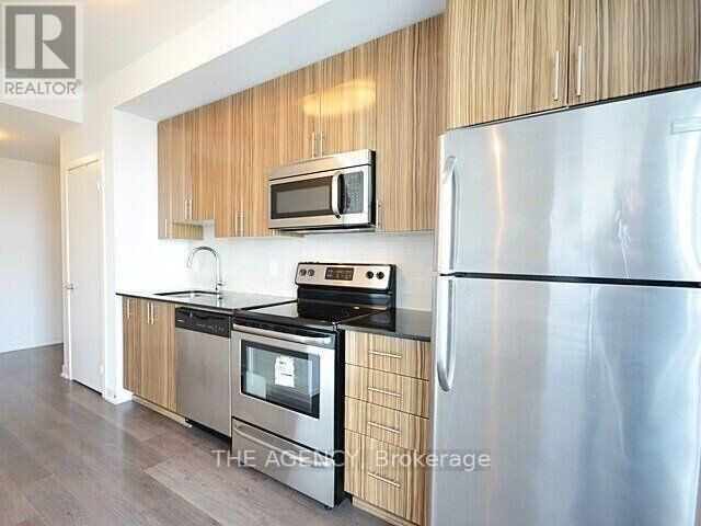 Property Photo:  225 Sackville Street 1302  ON M5A 0B9 