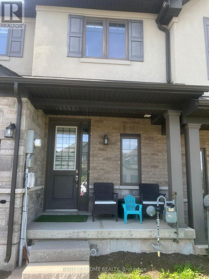 Property Photo:  73 Dodman Crescent  ON L9G 0G6 