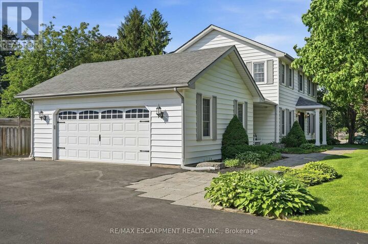Property Photo:  1 Meander Close  ON L0R 1H1 