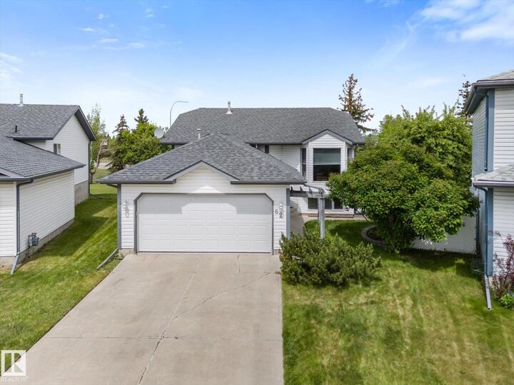 Property Photo: 62 Heatherglen Cr AB T7X 3X5