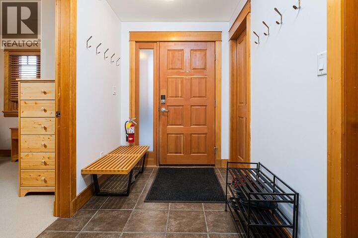 Property Photo: 1005 Mountain View Road 2E BC V0G 1Y0