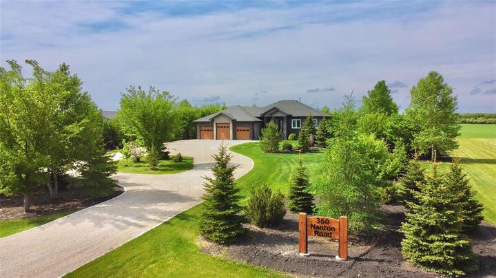 Photo de la propriété:  350 Nanton Road  MB R1A 2A8 