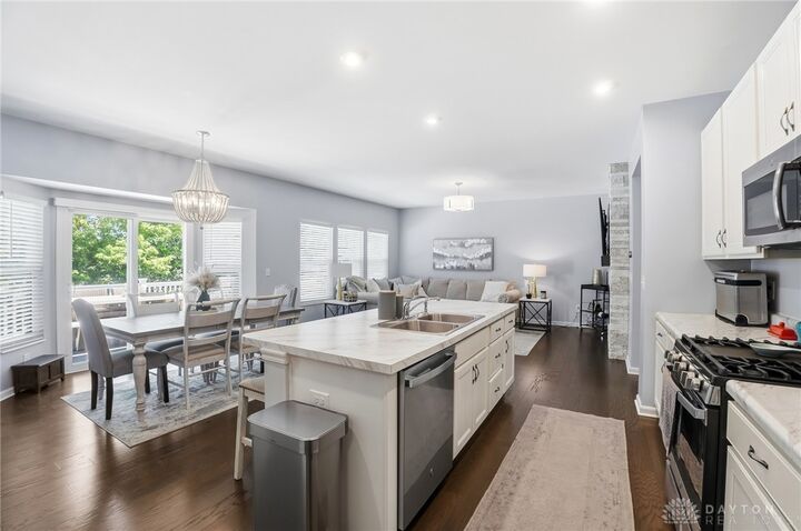 Property Photo:  2608 Leonardo Way  OH 45005 