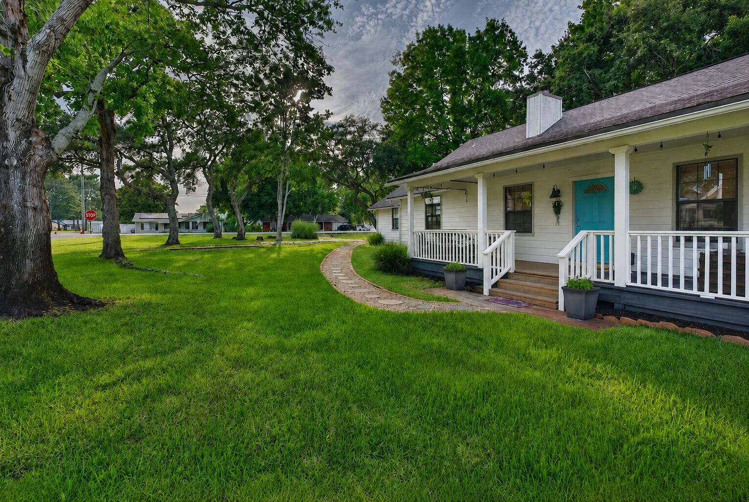 Property Photo: 801 Wild Oak Avenue FL 32541