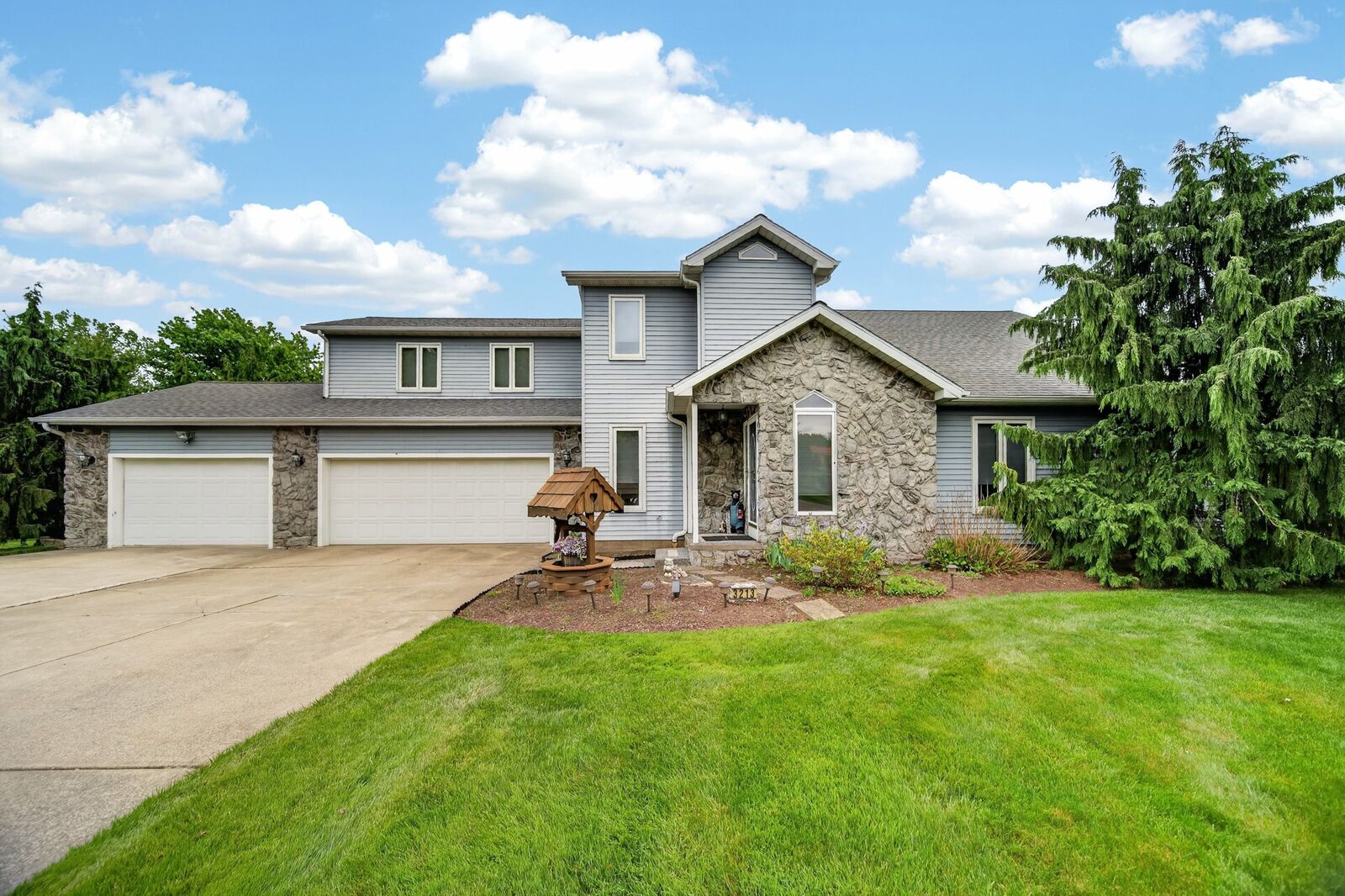 Property Photo: 3213 Westwood Estates Drive PA 16506
