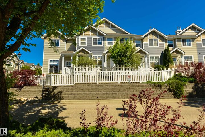 Photo de la propriété: 5604 199 Street NW 189 AB T6M 2Z9