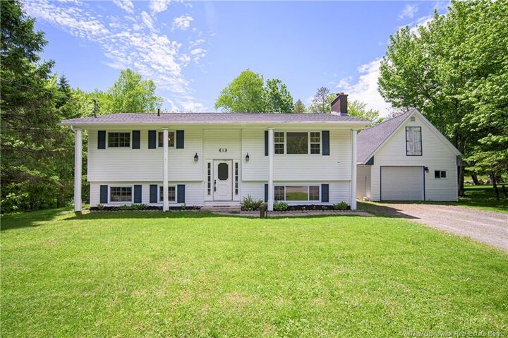 Property Photo: 16 Stonehurst Avenue NB E3C 1H1