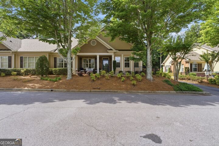 Property Photo: 1035 Brook Knoll Lane GA 30041
