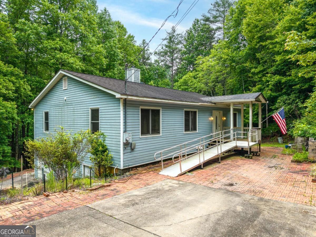 Property Photo: 1774 Hicks Ford Road GA 30540
