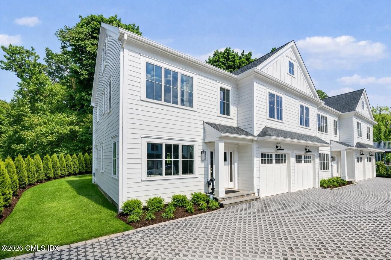 Property Photo: 185 S Water Street North CT 06830