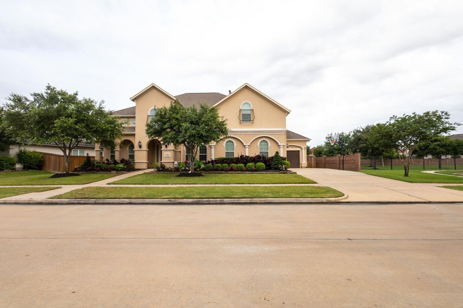 Property Photo: 26310 Katy Springs Lane TX 77494
