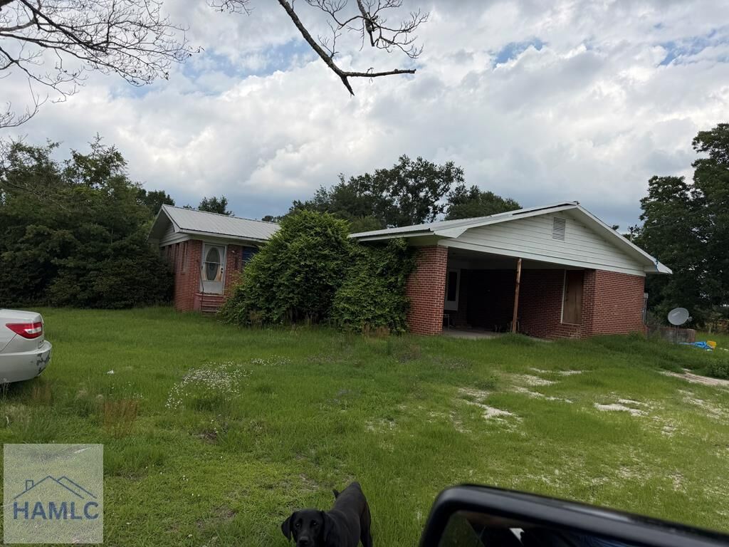 Property Photo: 1033 Hwy 1 S GA 30401