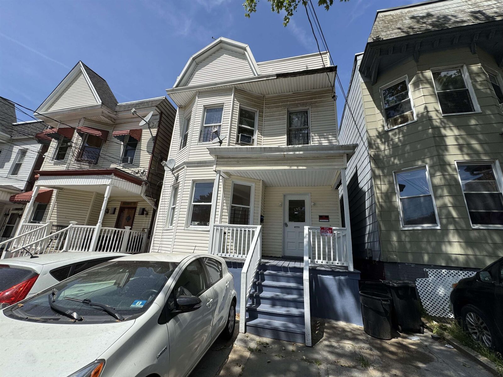 Property Photo:  130 Highland Ave 1  NJ 07307 