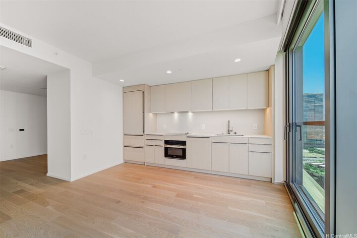 Property Photo:  333 Ward Avenue 1908  HI 96814 
