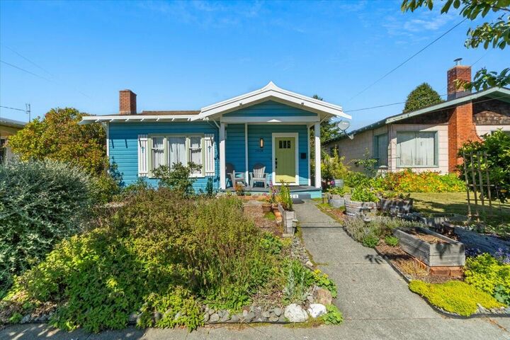 Property Photo:  2828 D Street  CA 95501 