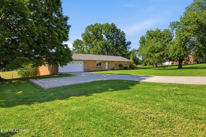Property Photo:  1518 E Brown School Rd  TN 37804 