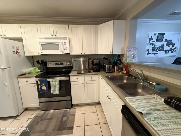 Property Photo:  3720 Spruce Ridge Way 2224  TN 37920 