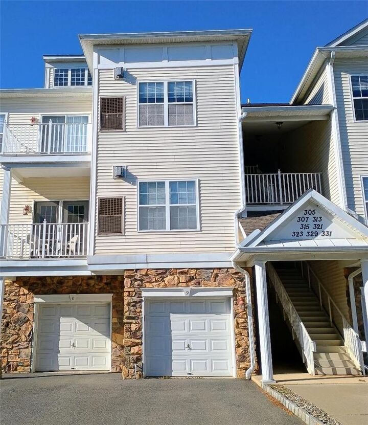 Property Photo:  329 Waterford Terrace  PA 18042 
