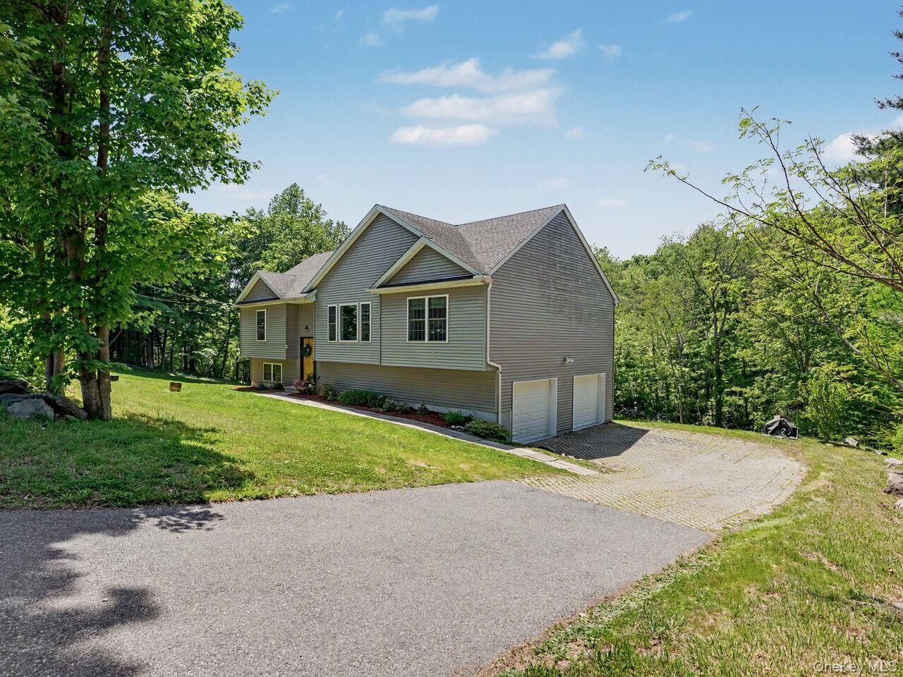 Property Photo:  139 Farm To Market Road  NY 10509 