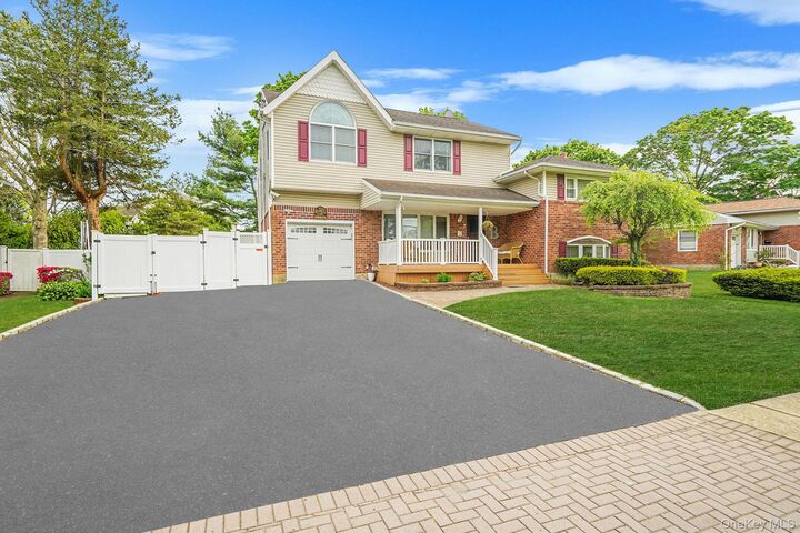 Property Photo:  7 Elmwood Road  NY 11729 