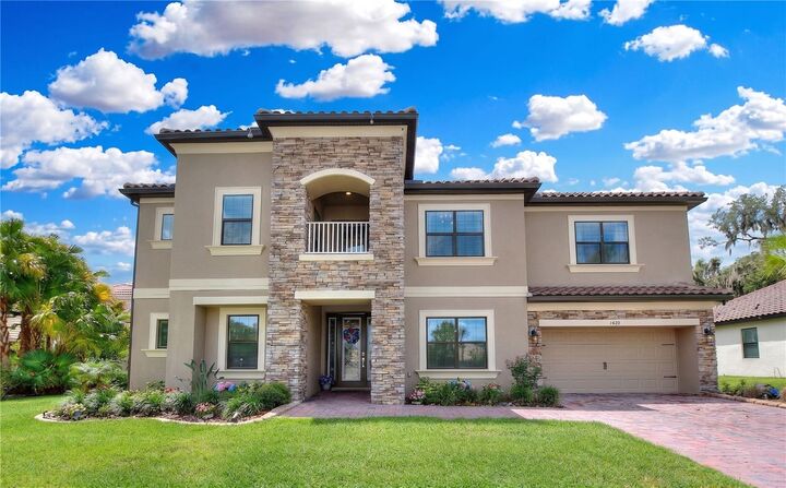 Property Photo:  1480 Beacon Drive  FL 34746 