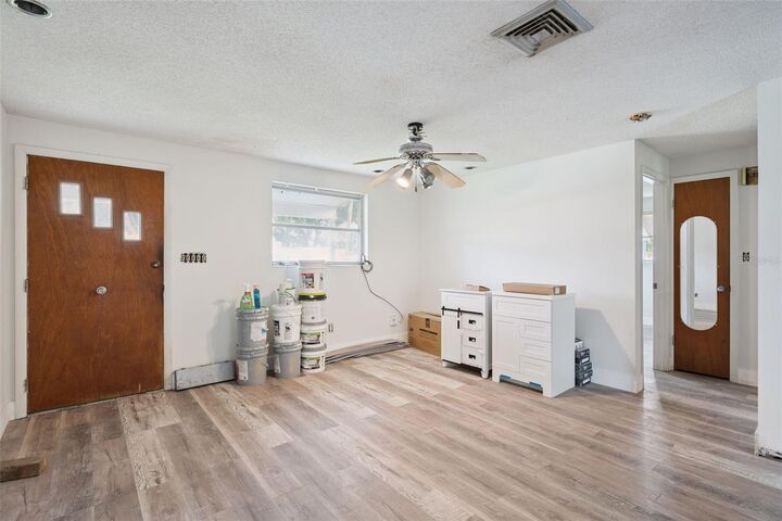 Property Photo:  102 Cosmos Drive  FL 32807 