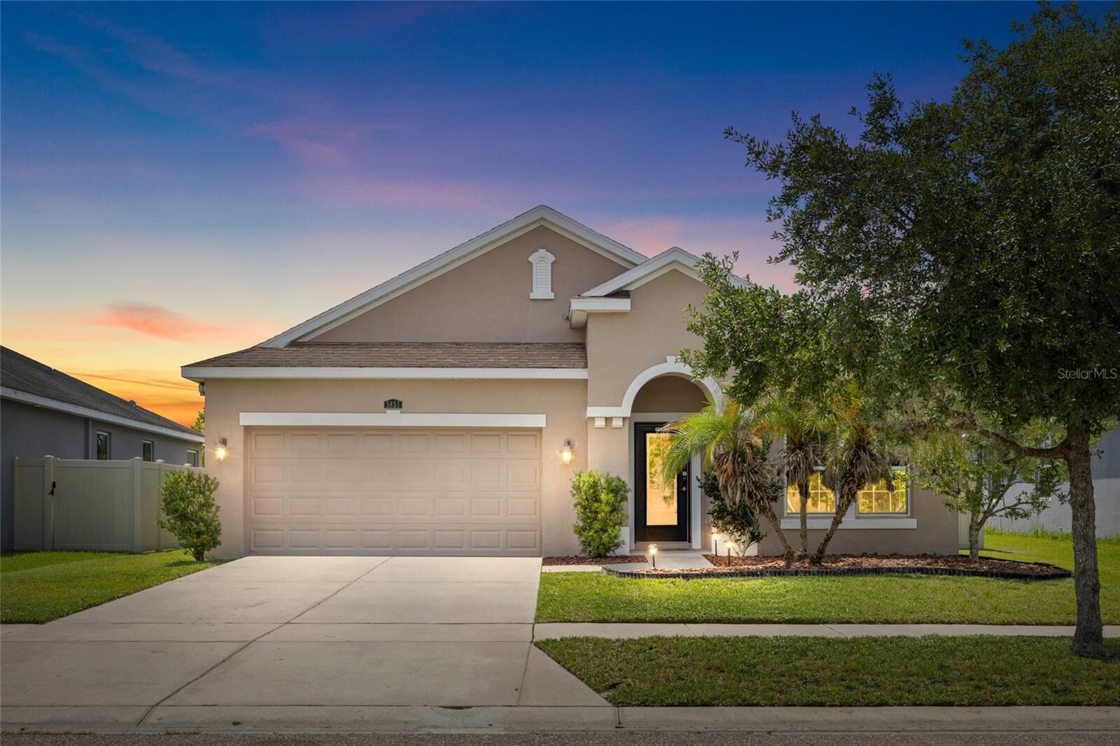 Property Photo: 3851 Pacente Loop FL 33543