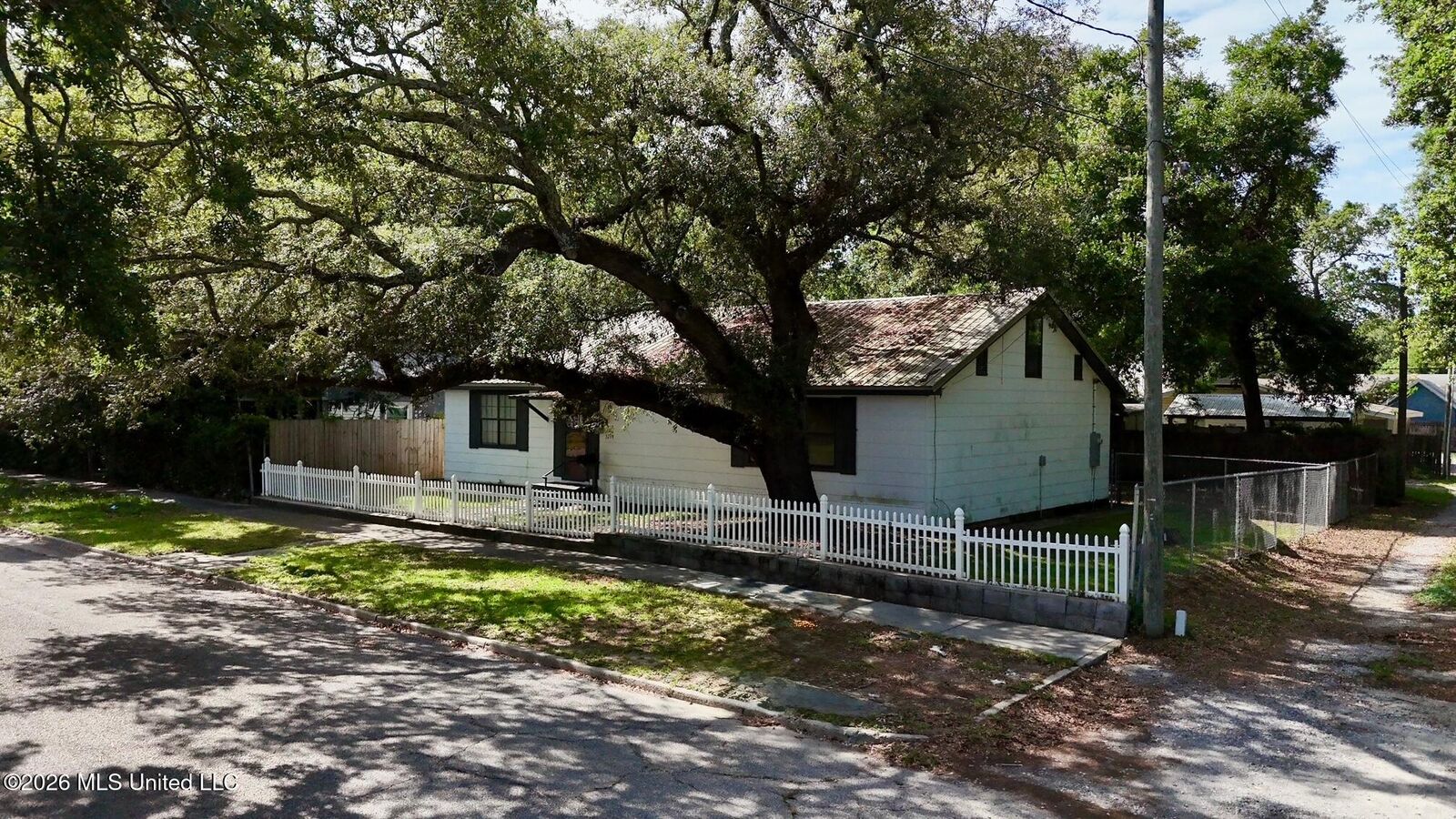 Property Photo:  3214 14th Street  MS 39501 