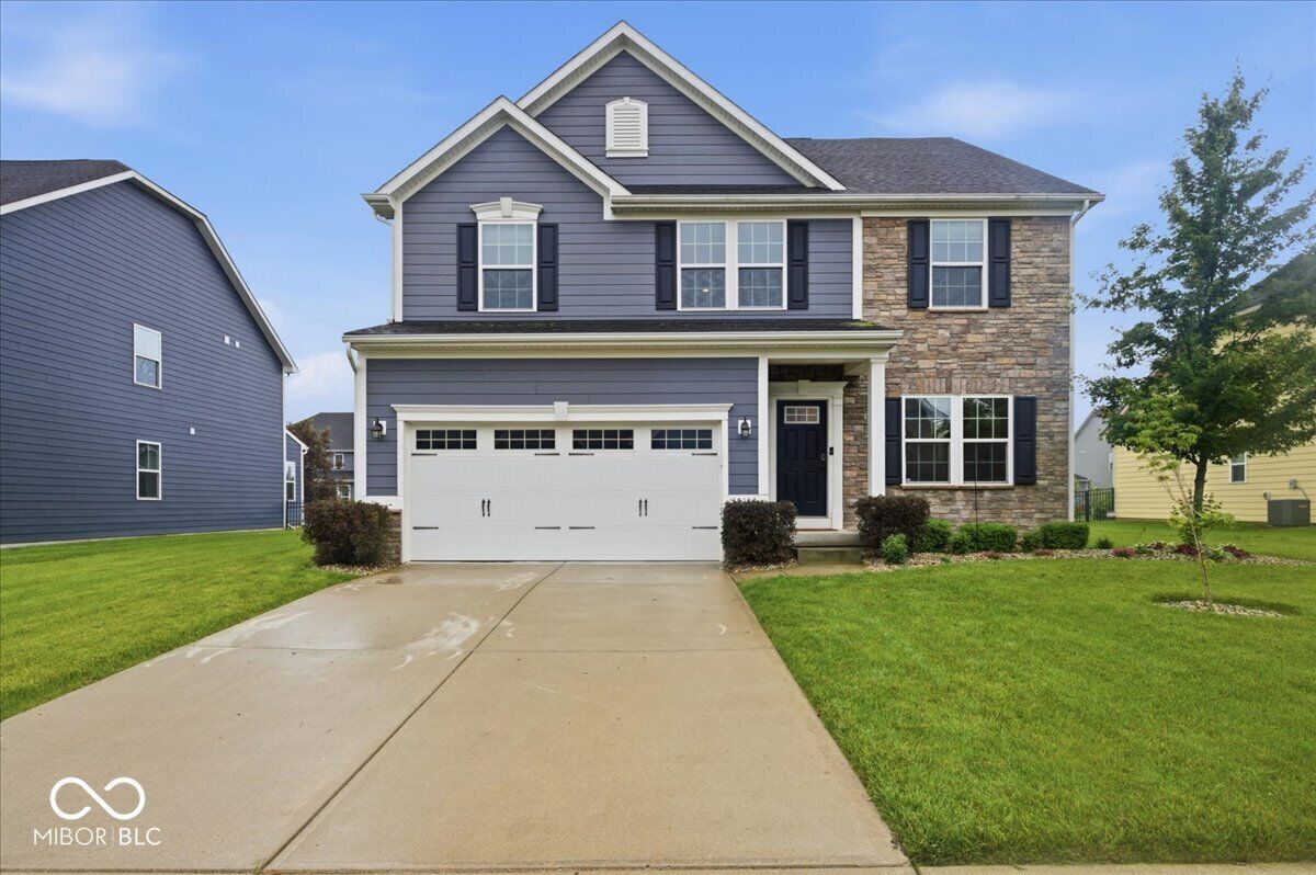 Property Photo: 15143 Bentfield Court IN 46037