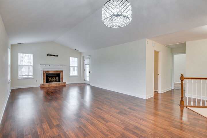 Property Photo: 1829 Quaker Hollow Lane 1829 IL 60107