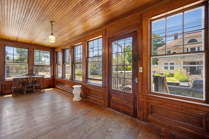 Property Photo:  6 Chamberlain Street  ME 04412 