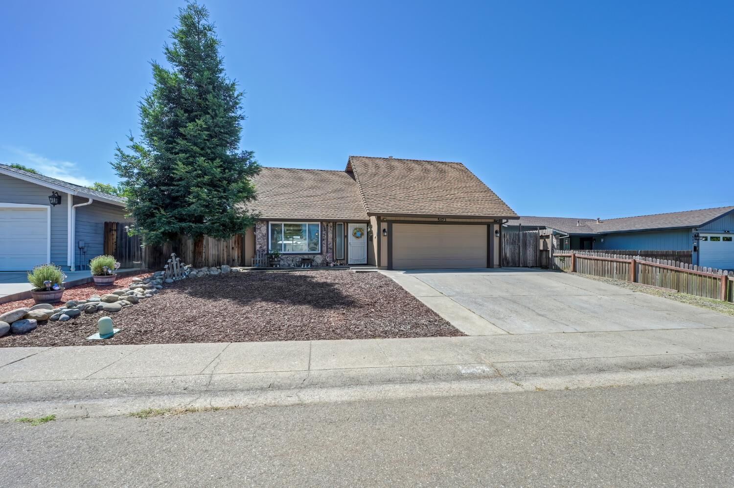 Property Photo:  5673 Mesa Verde Circle  CA 95677 