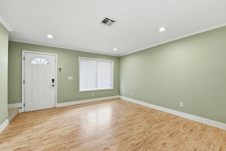Property Photo: 2515 Merrychase Drive K CA 95682