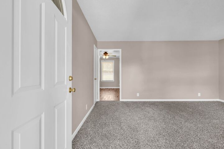 Property Photo:  130 Darlene Dr  TN 37042 