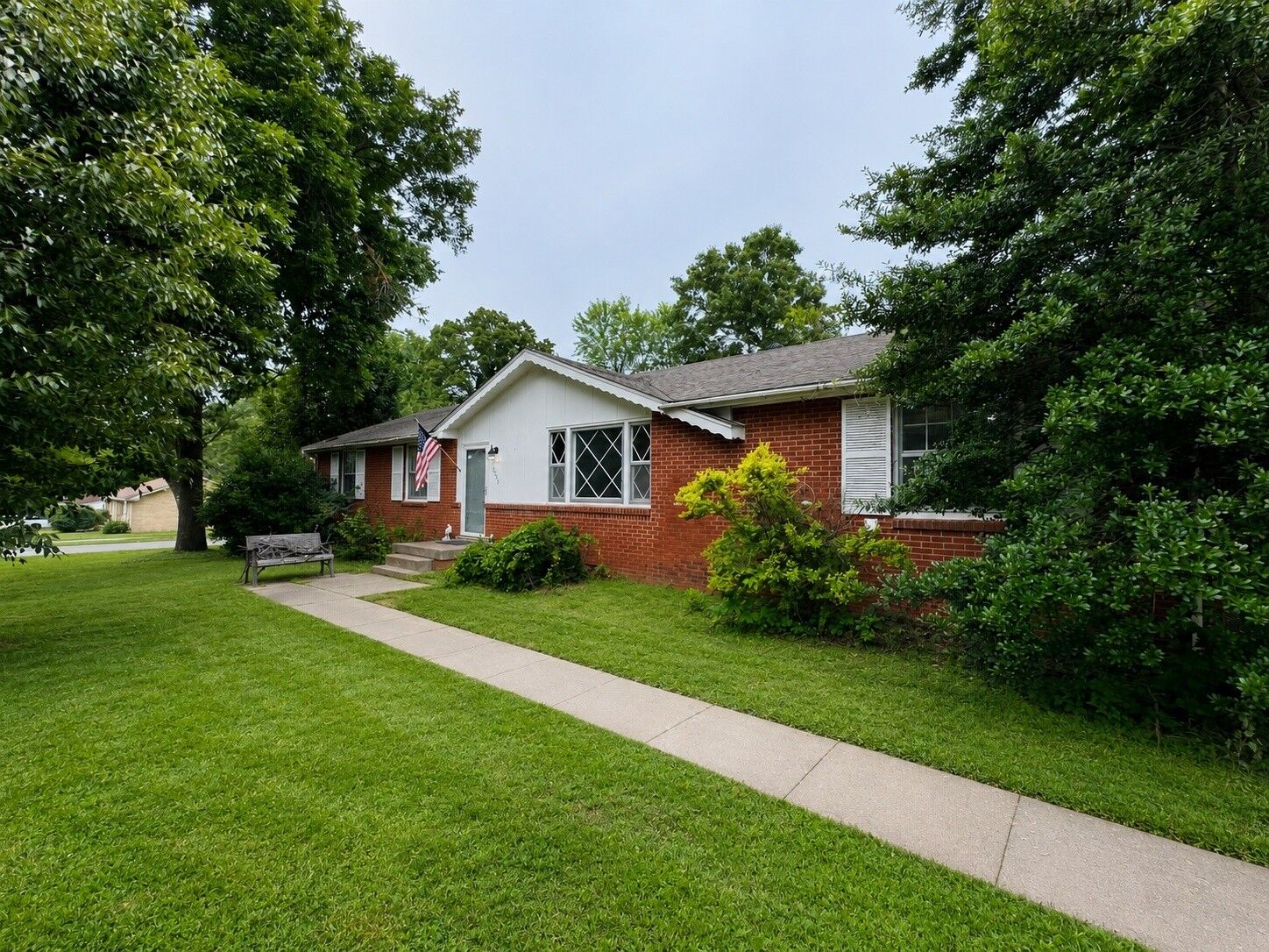 Property Photo: 5023 Collinwood Dr TN 37042