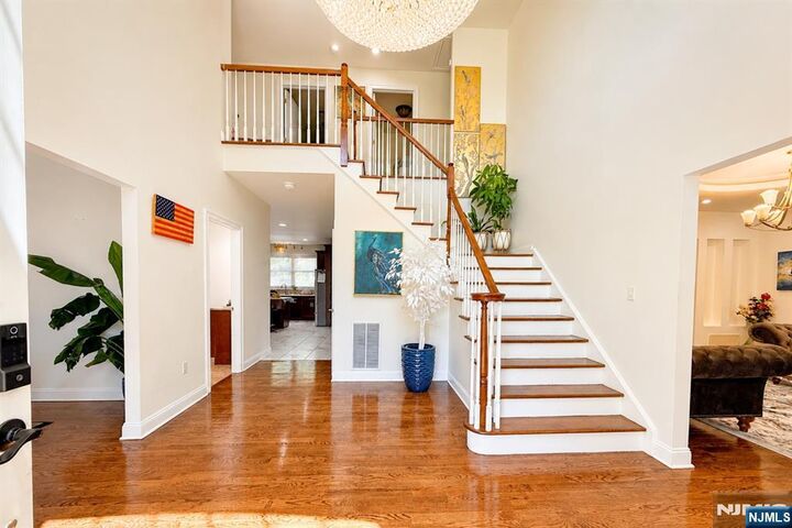 Property Photo:  18 Dehart Court  NJ 07470 
