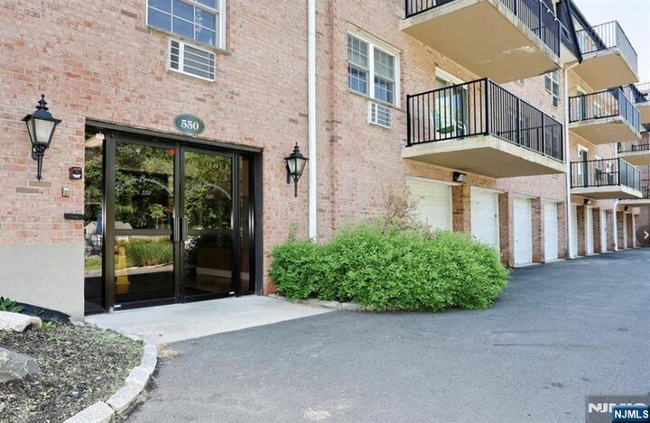 Property Photo:  550 Fairview 318  NJ 07675 