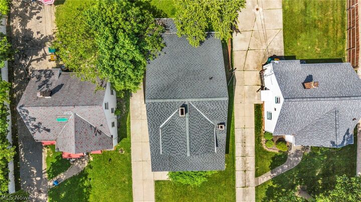Property Photo: 20505 Franklin Road OH 44137