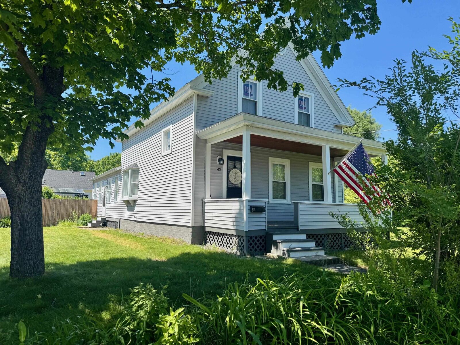 Property Photo: 42 Pine Avenue NH 03431