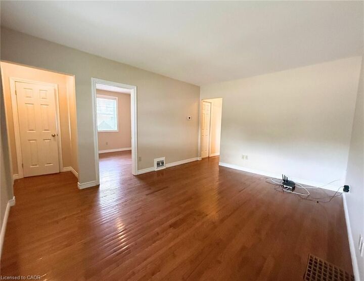 Property Photo: 315 East 22nd Street Main ON L8V 2V9
