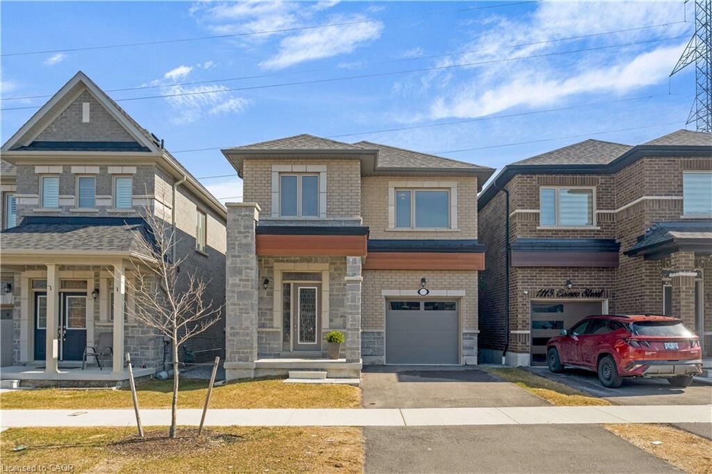 Property Photo:  1117 Cameo Street  ON L1X 0L7 