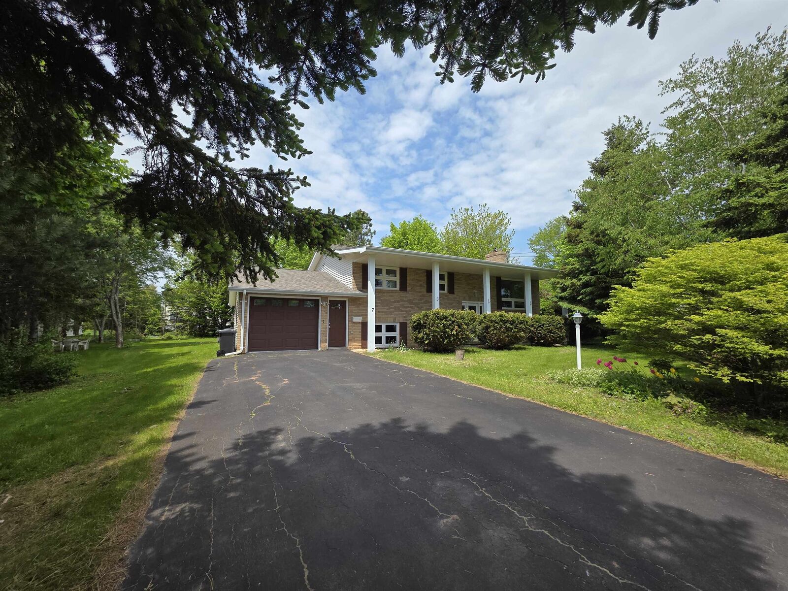 Photo de la propriété:  7 Crestview Drive  PE C1E 1N4 