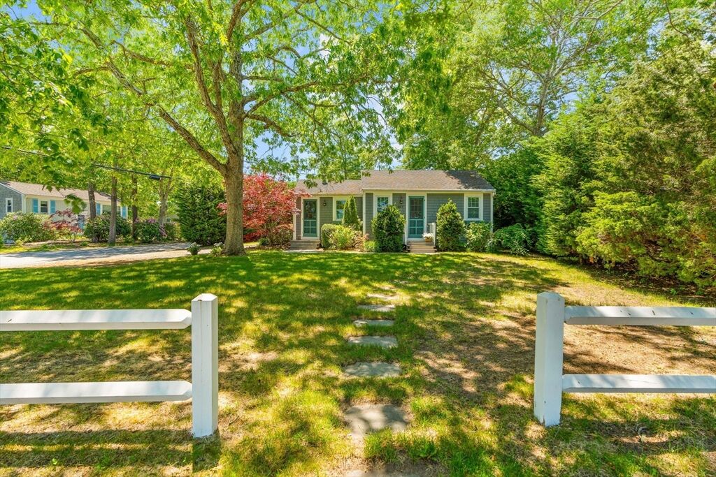 Property Photo:  157 Wading Place Rd  MA 02649 