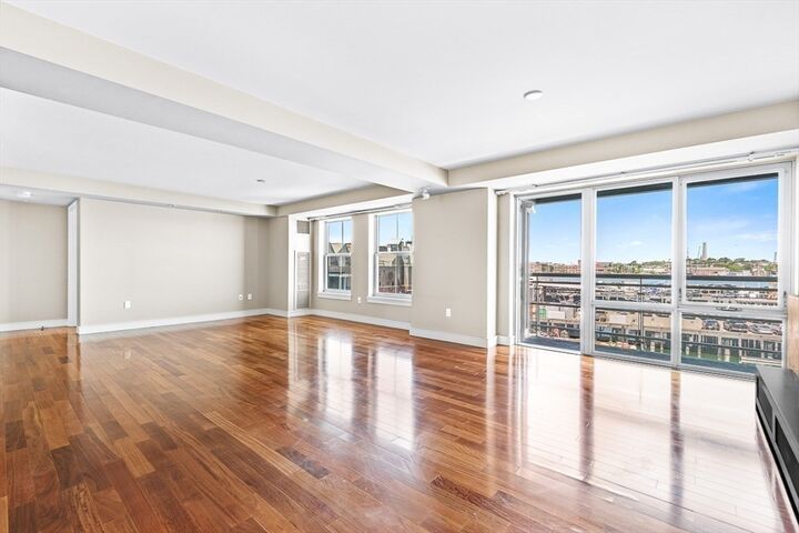 Property Photo:  3 Battery Wharf 3407  MA 02109 