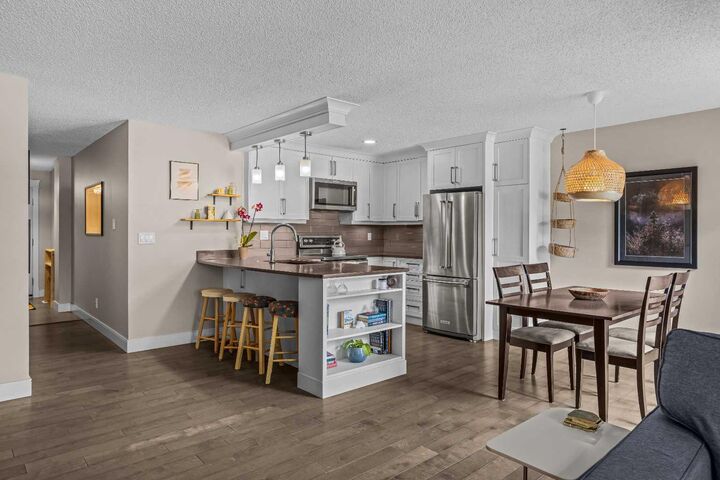 Property Photo:  200 Three Sisters Drive 102  AB T1W 2M1 