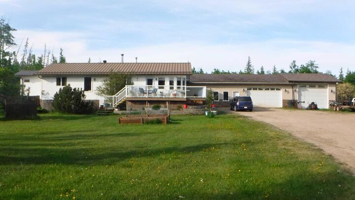 Property Photo: 22276 Township Road 704 AB T0H 3N0