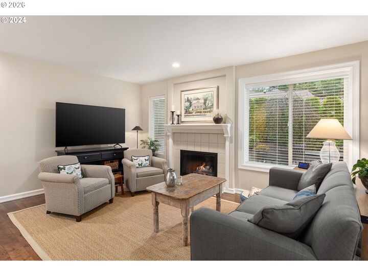 Property Photo: 14450 Holly Springs Rd OR 97035